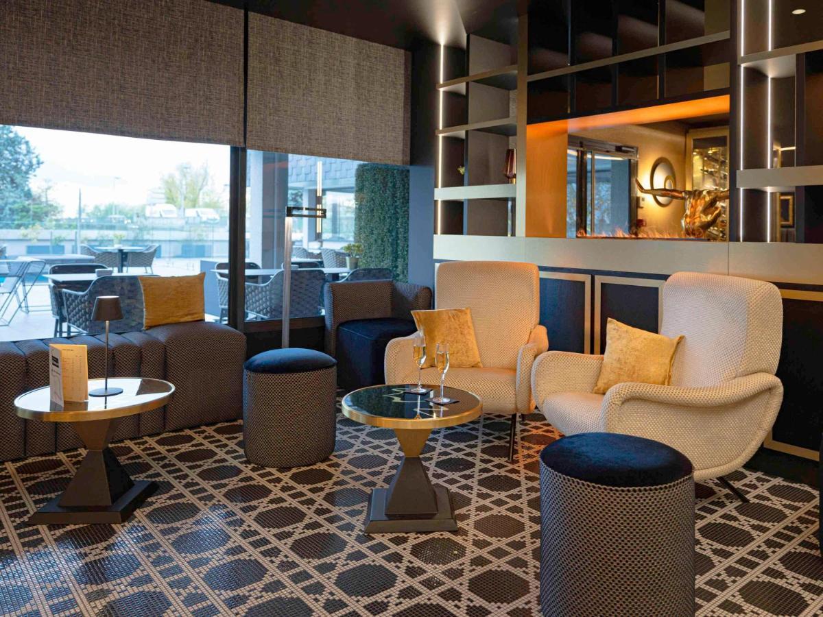 Mercure Orleans Centre Bords De Loire Exterior foto