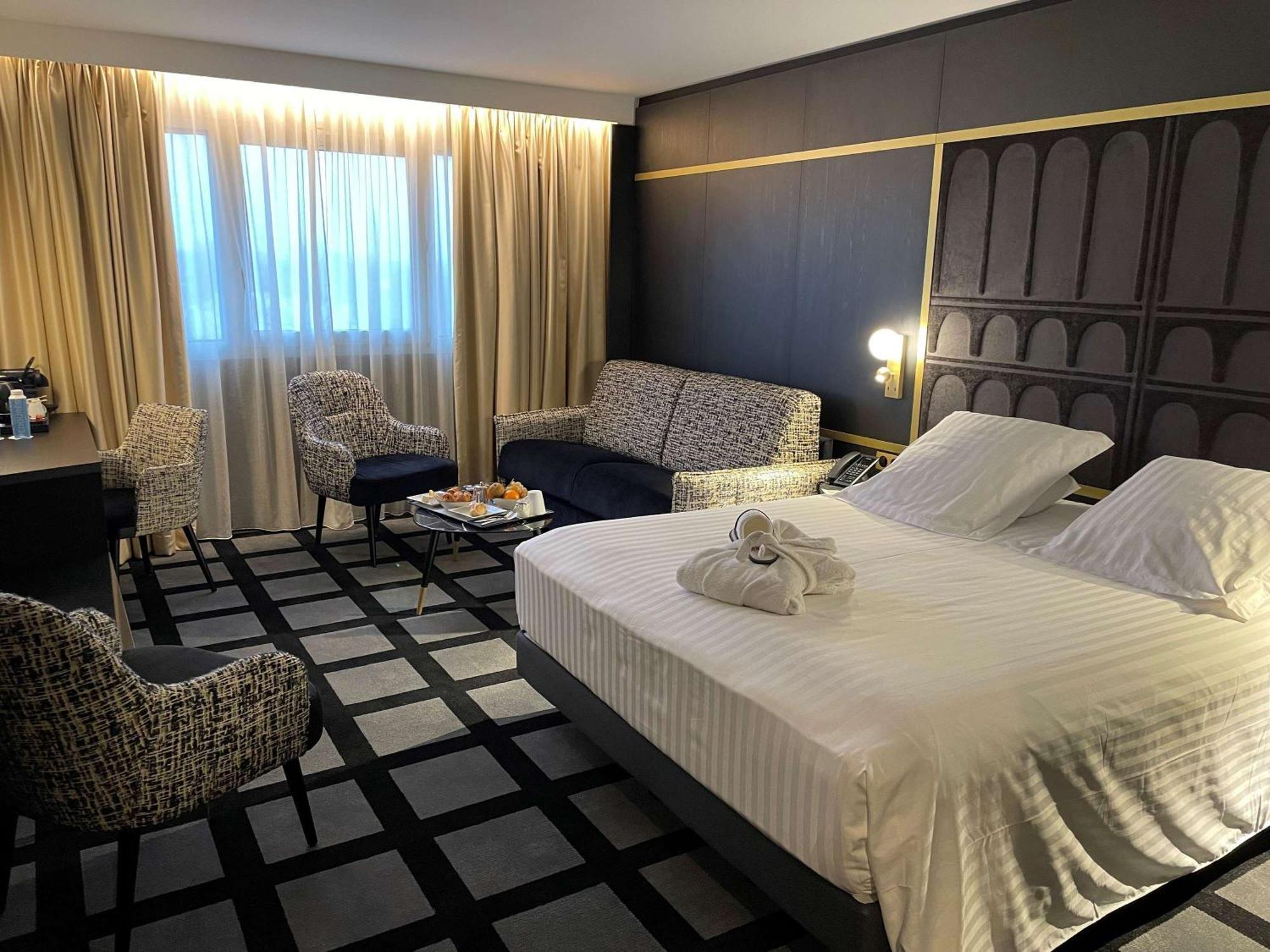 Mercure Orleans Centre Bords De Loire Exterior foto